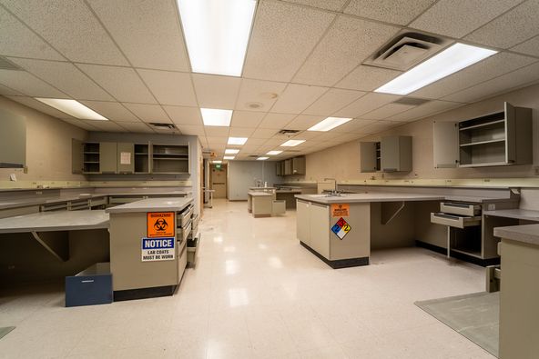 Veterans Affairs Outpatient Clinic: 351 Hartnell Ave, Redding, CA 96002